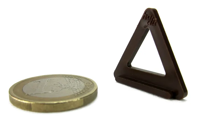 Dreieckaufhänger mit Führungsrippe