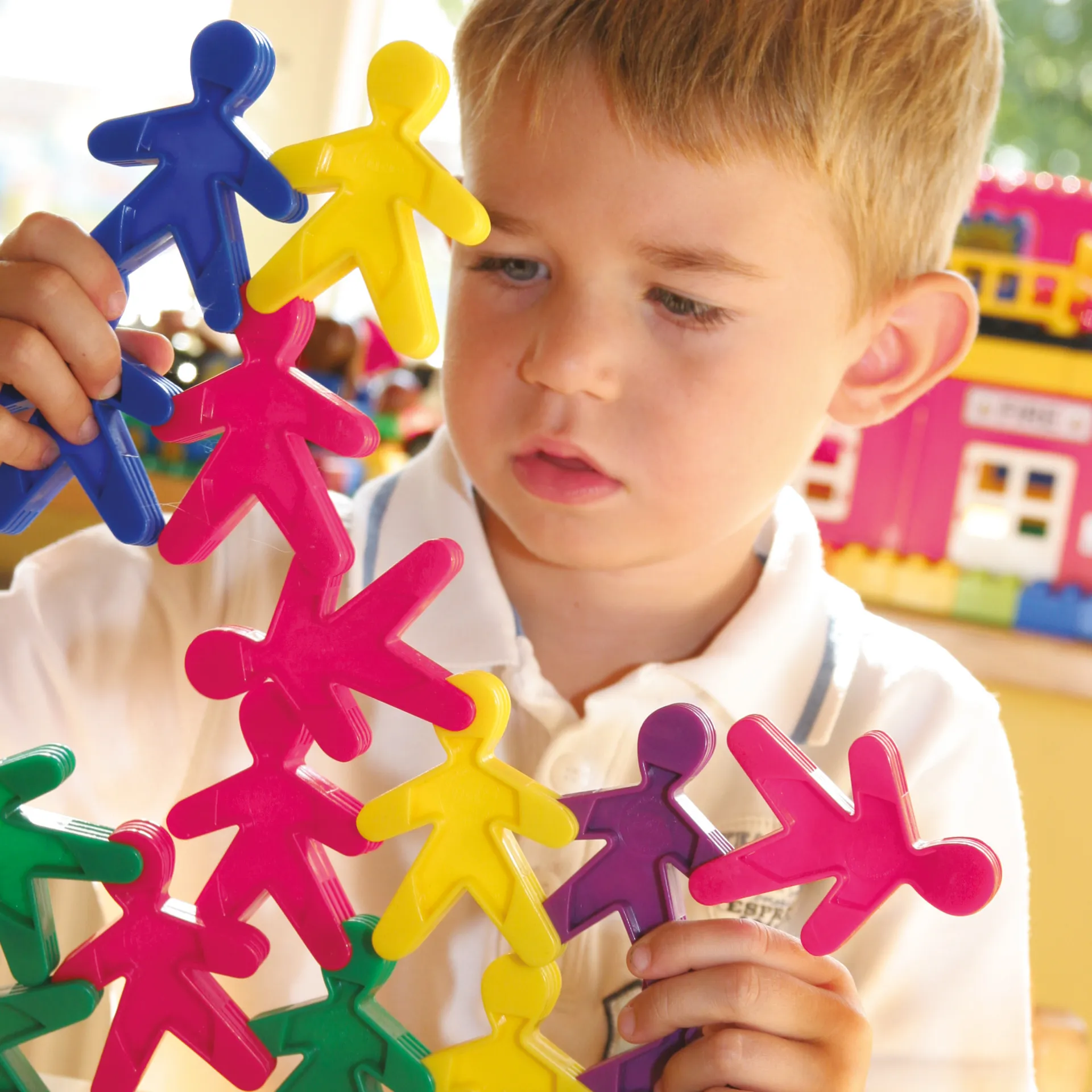 Figuren-Stapelspiel aus Kunststoff, farbig, 100 Stück