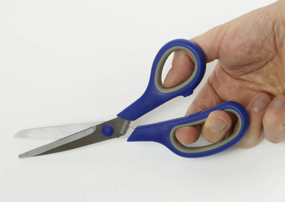 Schere Cut-it mit Softtouch-Griffzone