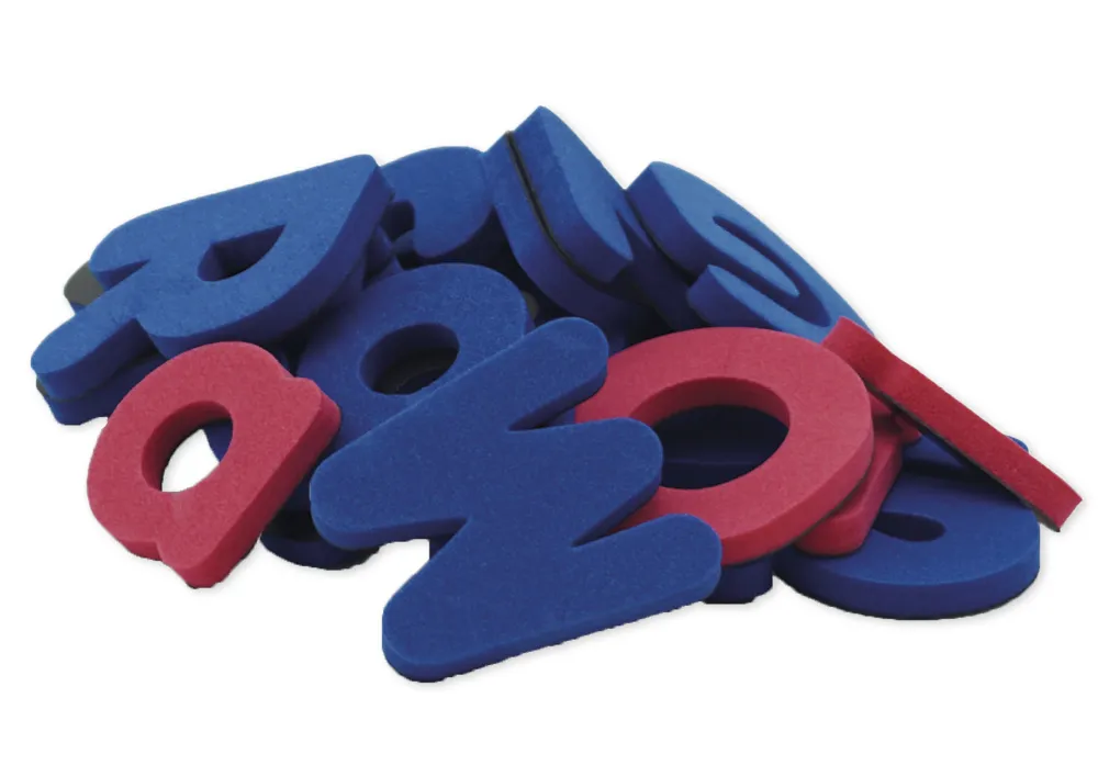 Magnet-Buchstaben in Dose, ca. 4 cm, 104-tlg.