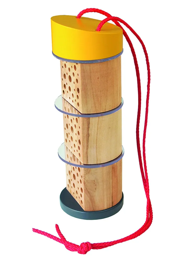 Insektenhotel mit Beobachtungsmöglichkeit