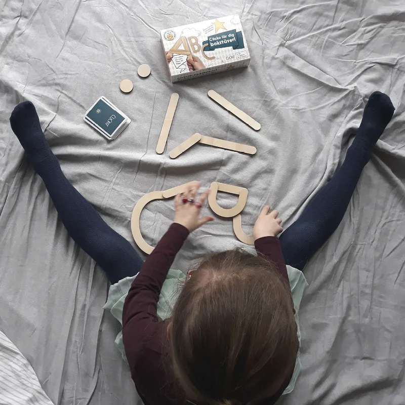 Set Holz-Buchstaben magnetisch, 60-tlg. in Box