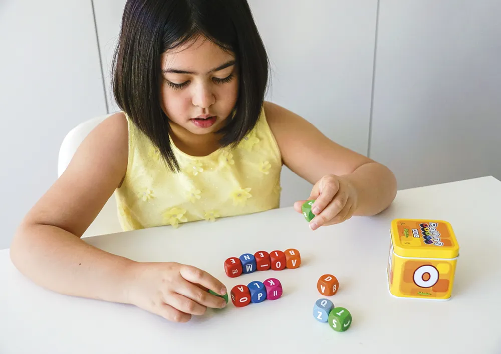 Würfel-Set "Rollende Würfel" ABC, 13-tlg. in Box, aus Holz