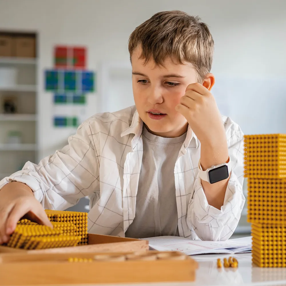 TimeTEX Goldenes Perlenmaterial, Komplettsatz "Montessori Premium"