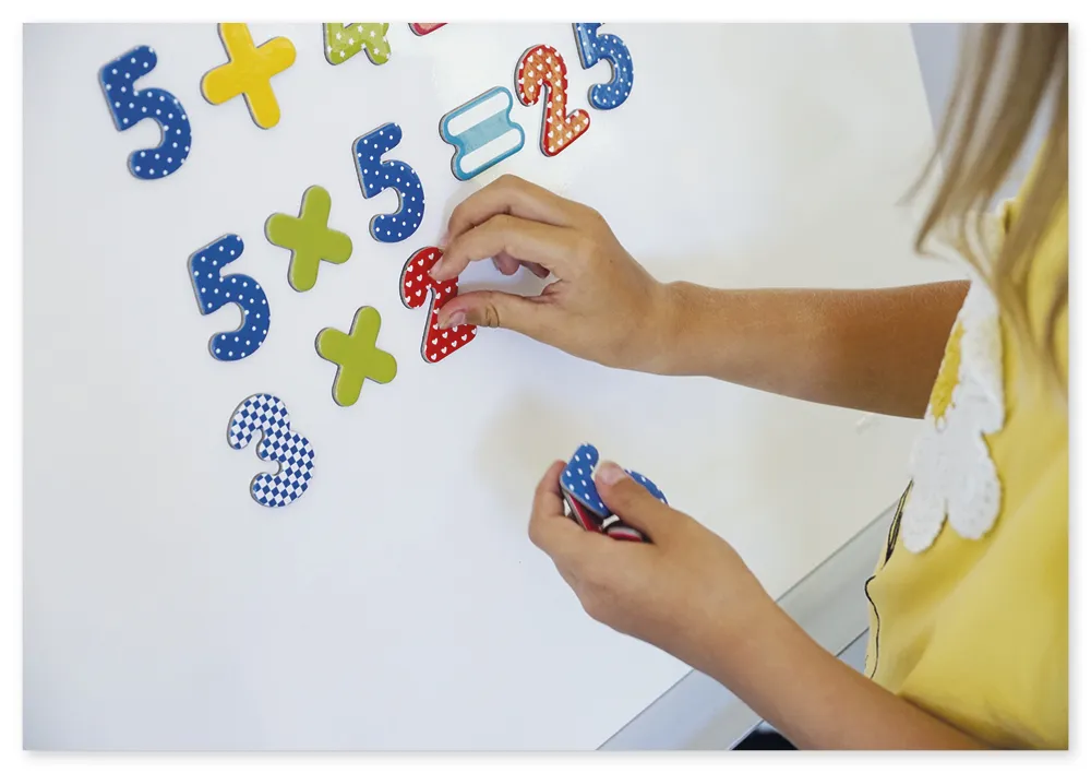 Magnet-Ziffern in Box, ca. 45x45 mm, 90-tlg.