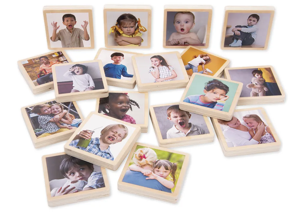 Holztäfelchen "Emotionen", 18-tlg.