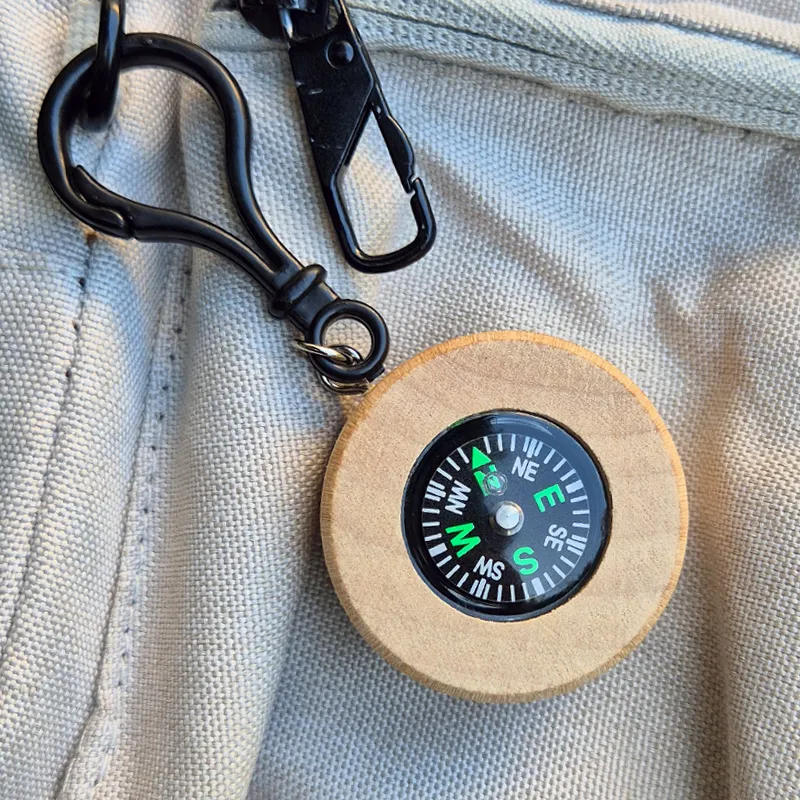 Hagemann Kompass aus Holz