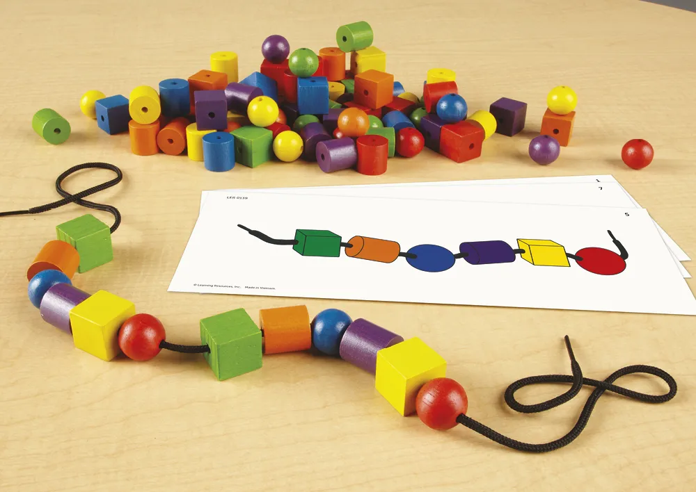 Perlen-Fädelspiel, 130-tlg.