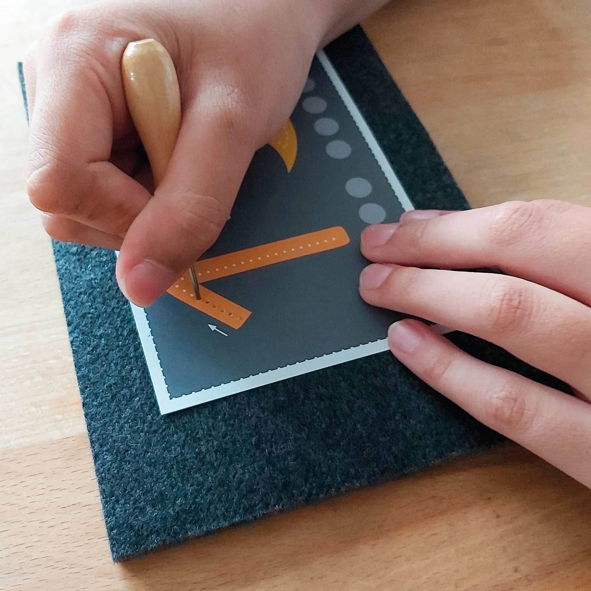 Prickelkarten "Zahlen 0-10", DIN A6, 22 Stück