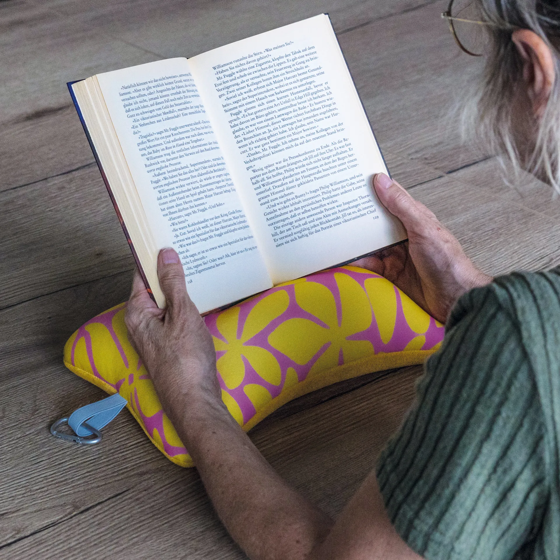 Mini-Lesekissen "Flowers", 32x19x10 cm