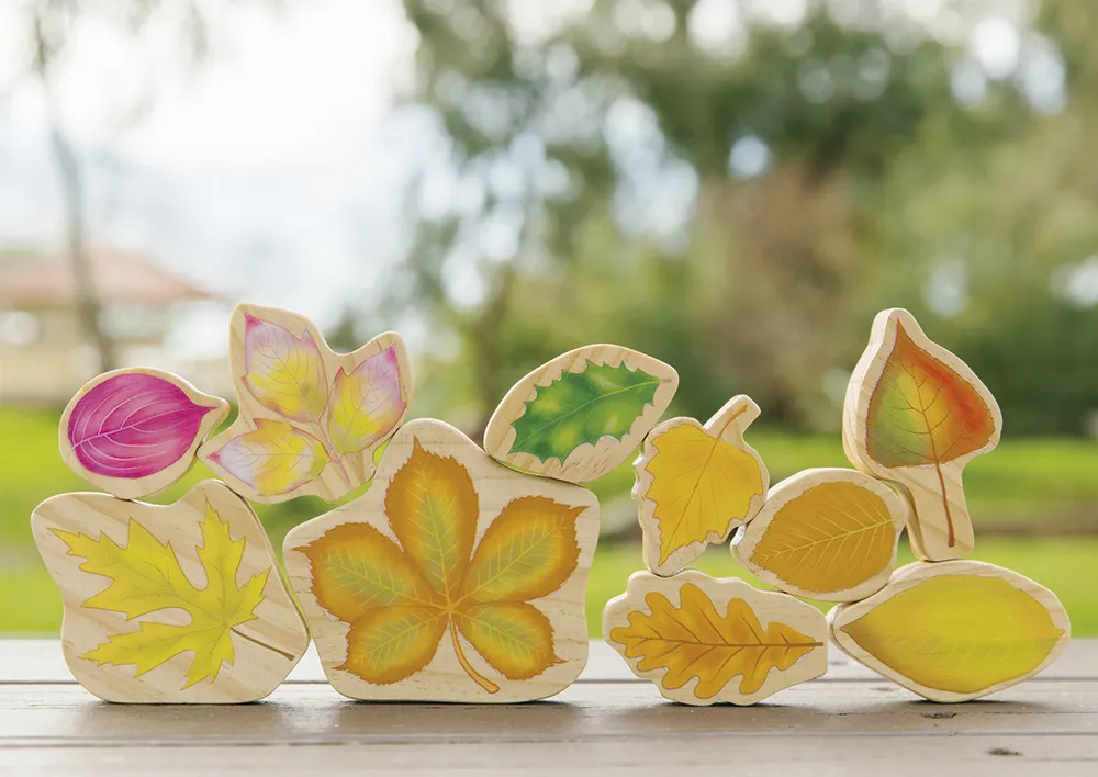 Jahreszeiten-Blätter aus Holz, 10-tlg.