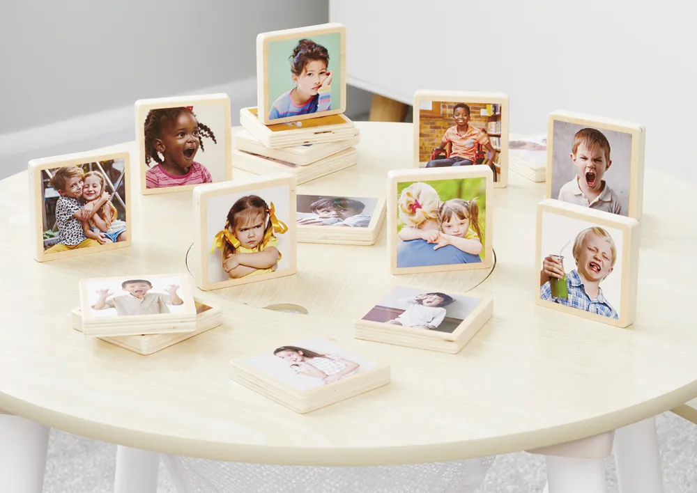 Holztäfelchen "Emotionen", 18-tlg.