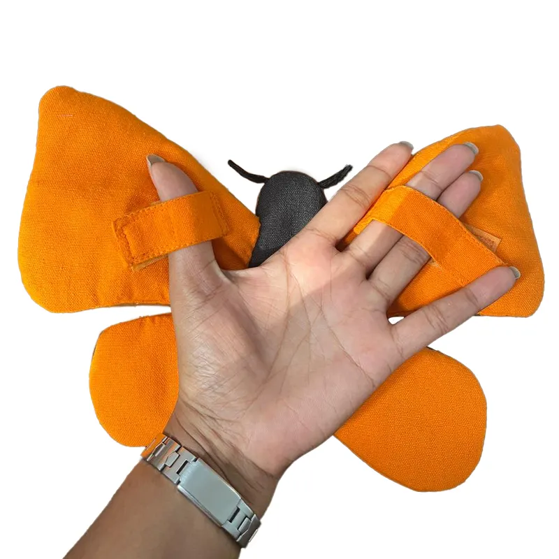 Hagemann Handpuppe Schmetterling „Distelfalter“