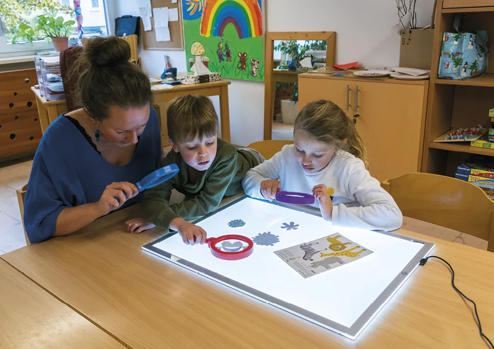 Set Riesen-Lupen mit Ständer zum Ausklappen, 6-tlg.