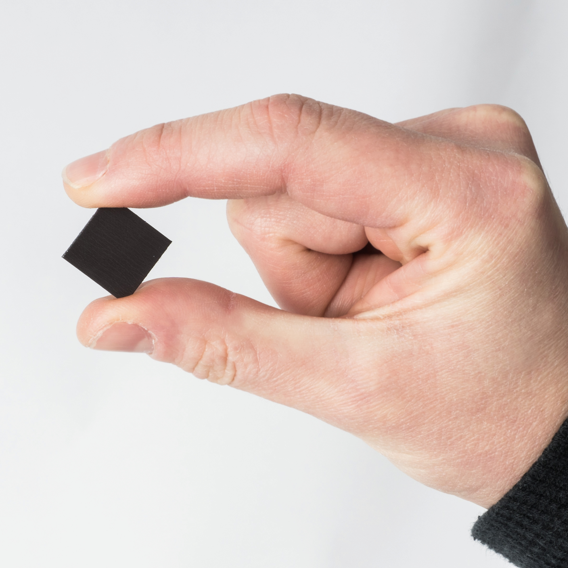 Magnet-Plättchen selbstklebend, 15x15 mm, 91 Stück