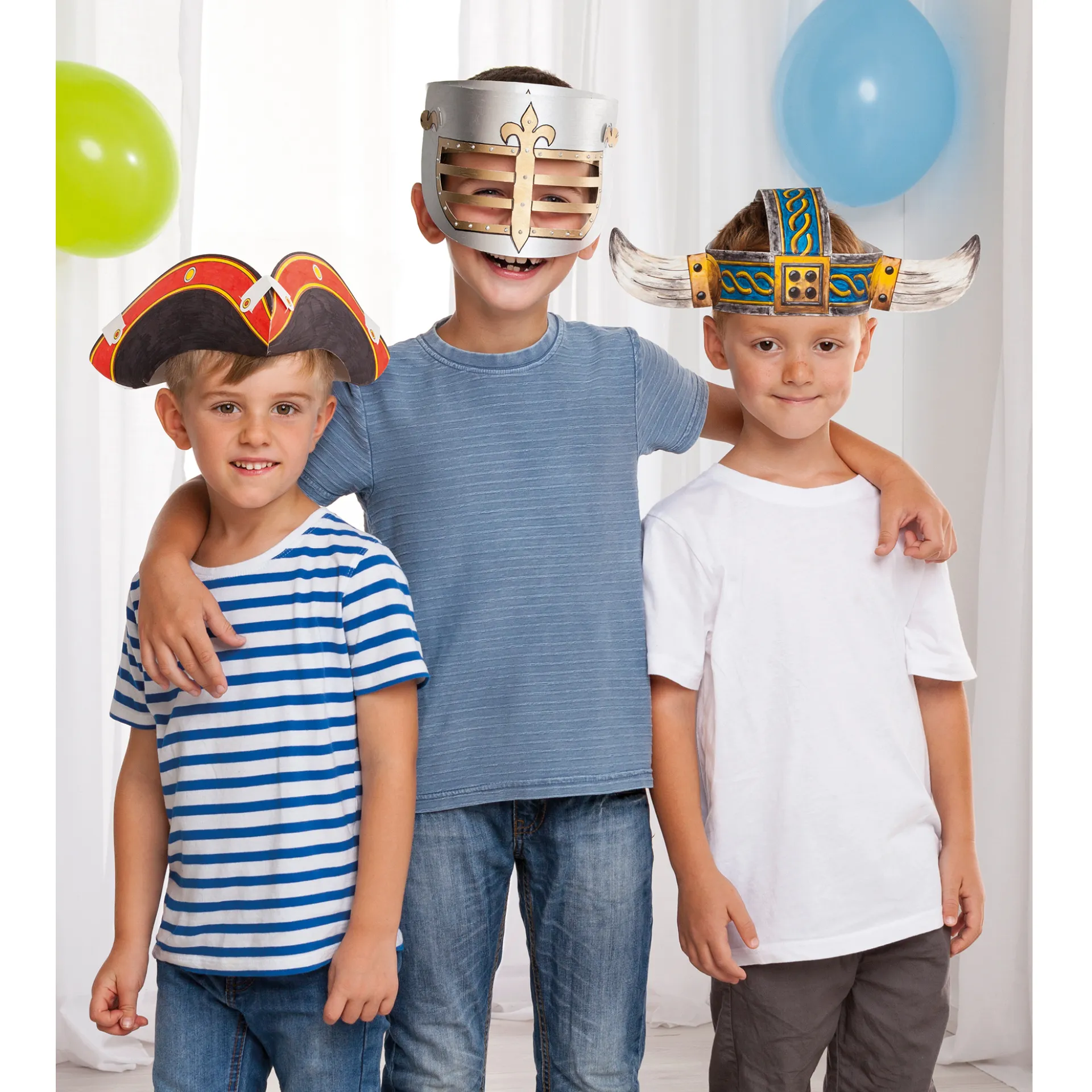 Kinderhüte "Abenteuer" aus Pappe, weiß, 3 Stück