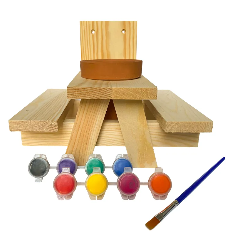 Kreativset Eichhörnchen-Picknicktisch