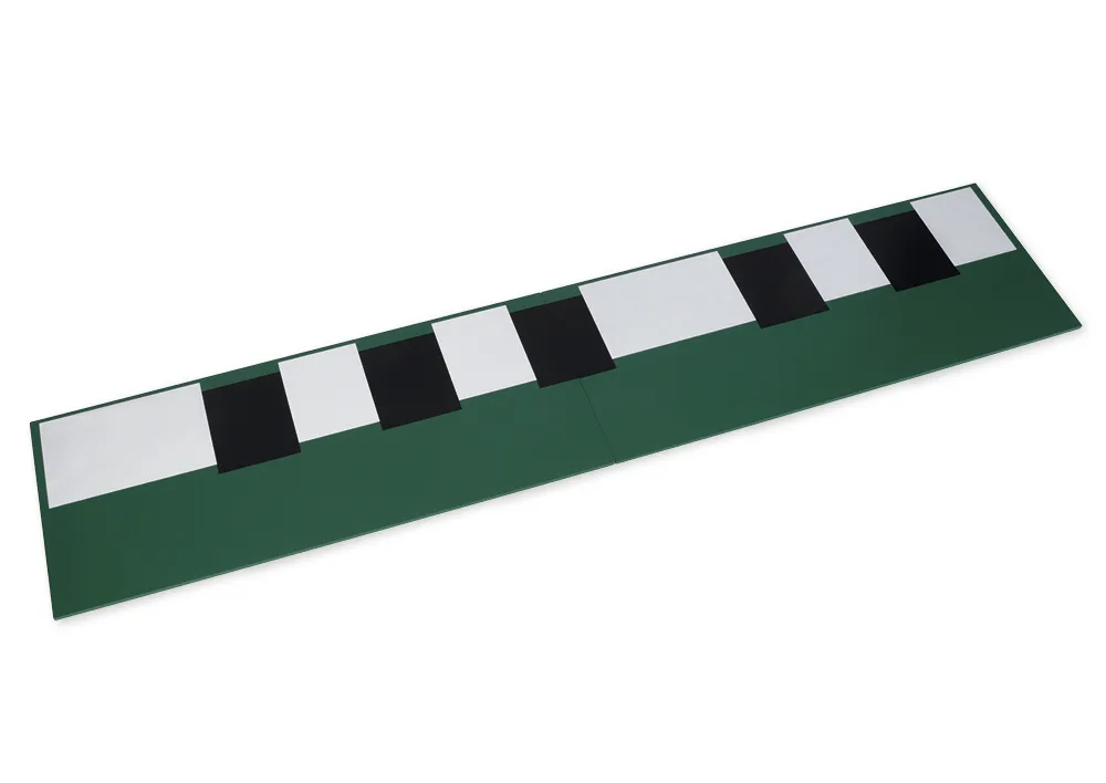 TimeTEX Zwei Bretter mit schwarzen und weißen Feldern für die Glocken "Montessori Premium"